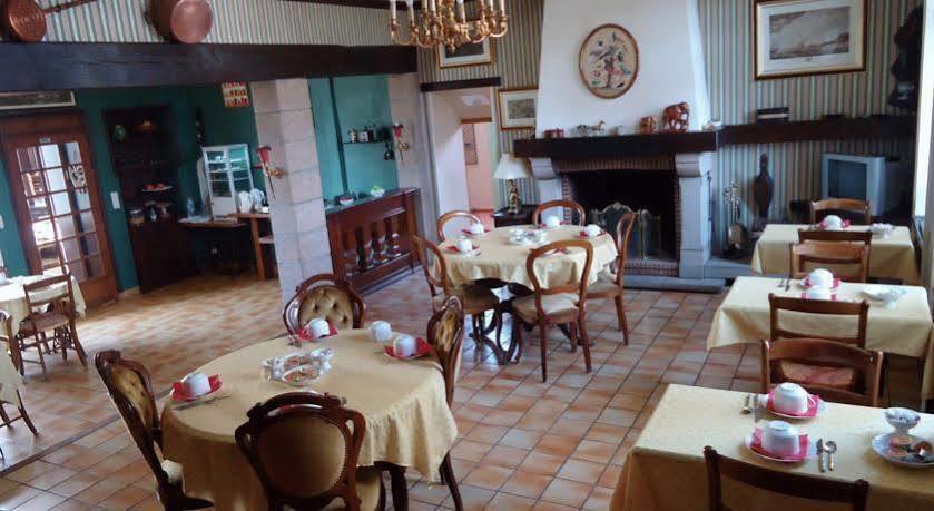 Hotel De La Gare Clisson Eksteriør bilde