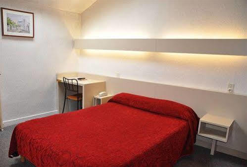 Hotel De La Gare Clisson Eksteriør bilde