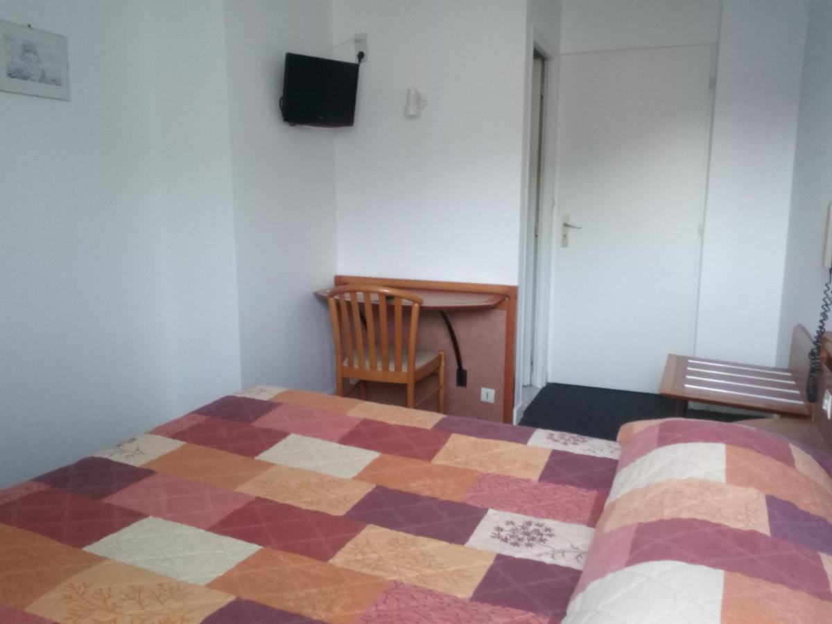Hotel De La Gare Clisson Eksteriør bilde